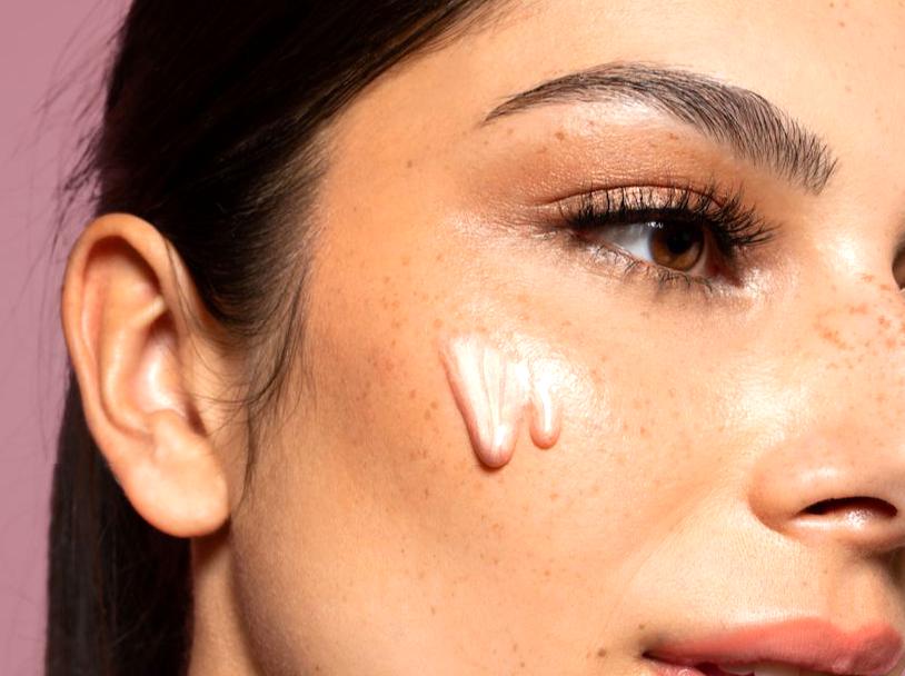 Eye Primer: Definition and How to Use It